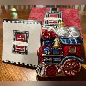 VTG Hallmark Keepsake Ornament Blown Glass FESTIVE LOCOMOTIVE 1998 Trains New!